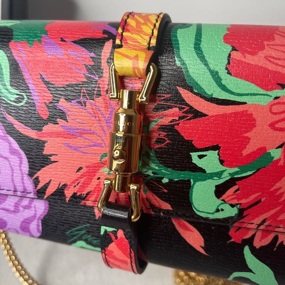 Gucci Ken Scott Crossbody Shoulder Bag (Wallet On Chain ) - Picture 11 of 13